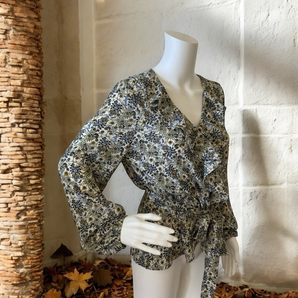 Max Edition Blue & Green Floral Ruffled Blouse With Tie - Picture 10 of 10